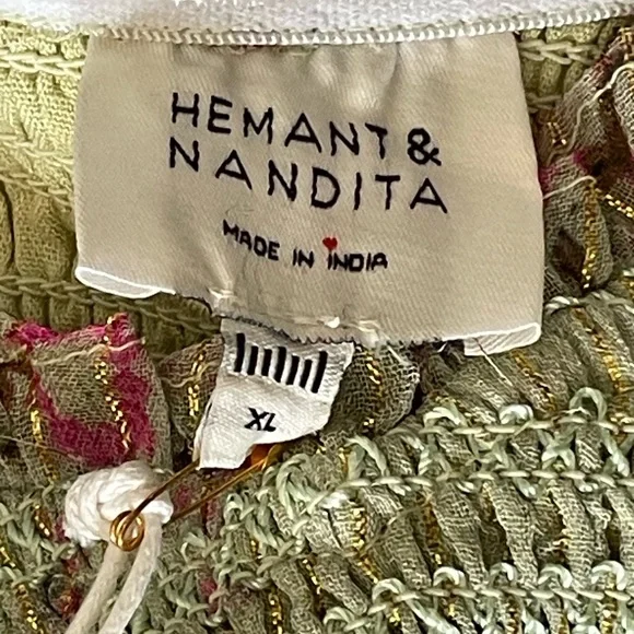 #317, Hemant & Nandita NWT, short sleeve mini dress, size XL